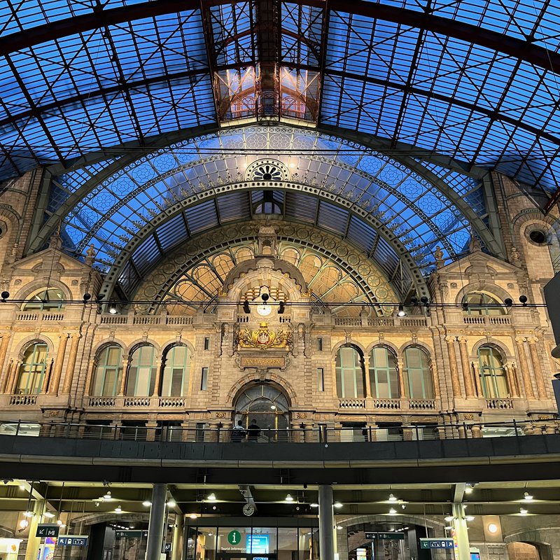 Bahnhof Antwerpen Central